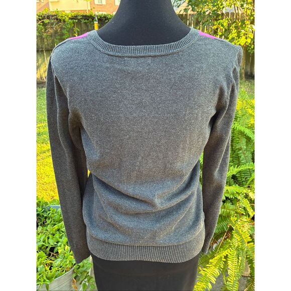 Vintage 90’s IZOD Women’s SZ S Argyle Gray Pink Pattern V-Neck Sweater - Picture 6 of 8